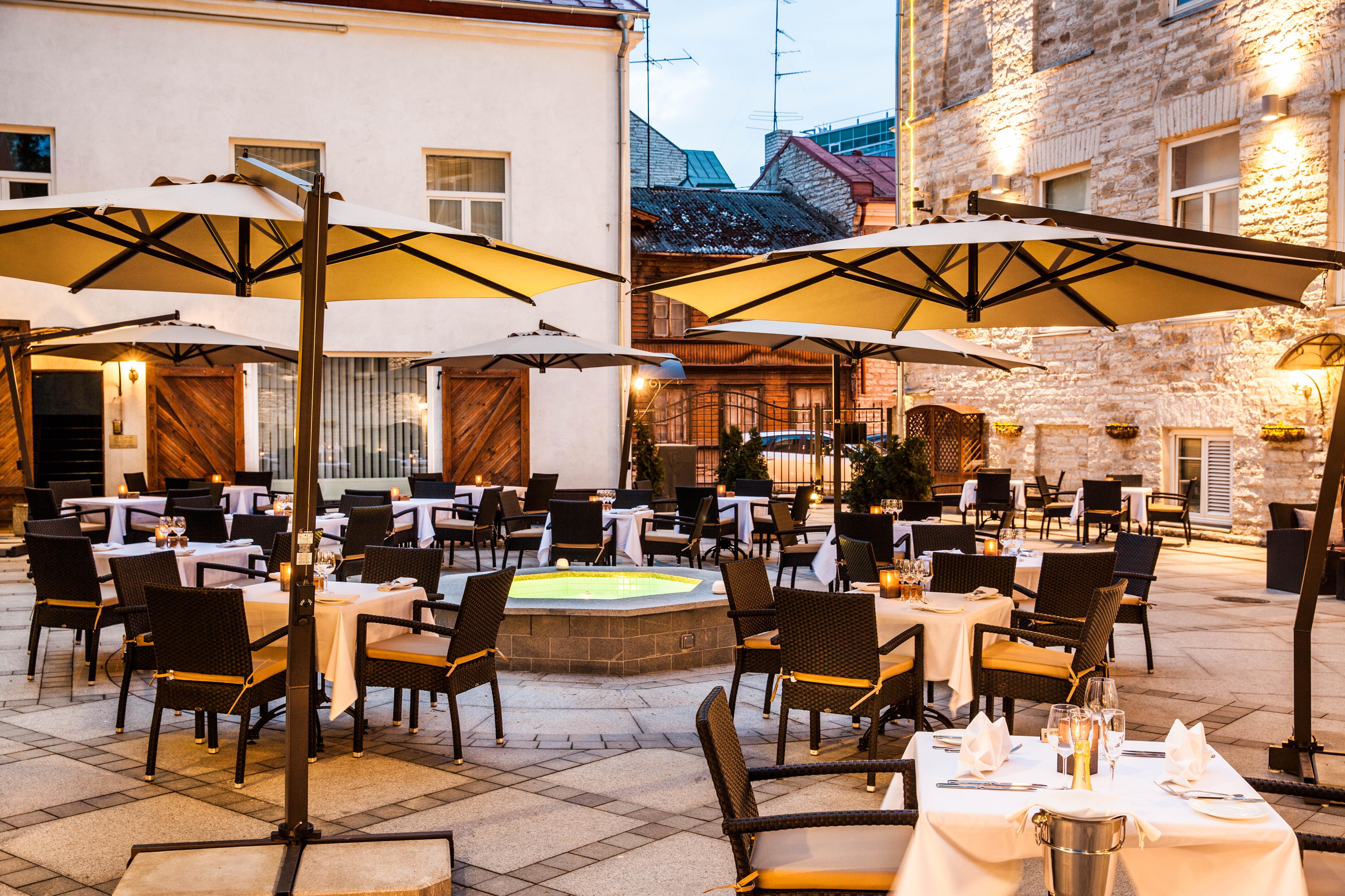 The Von Stackelberg Hotel Талин Екстериор снимка
